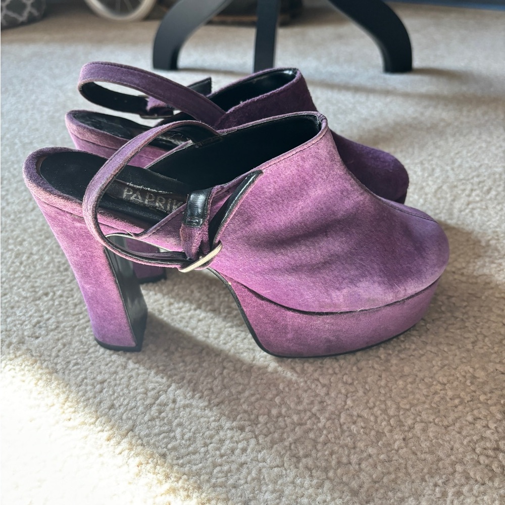 vintage 90s platform suede clogs